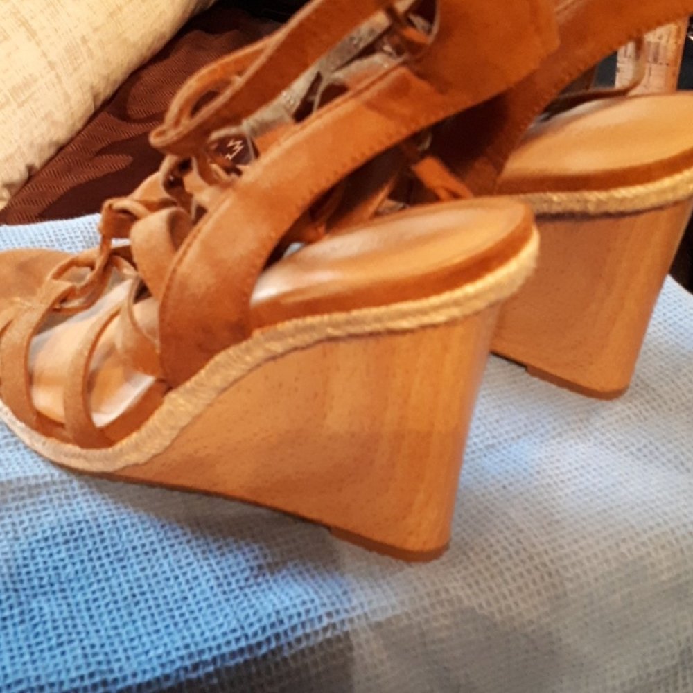 Wedge Shoes - Picture 3 of 3